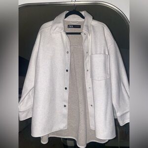 Zara beige oversized jacket Medium